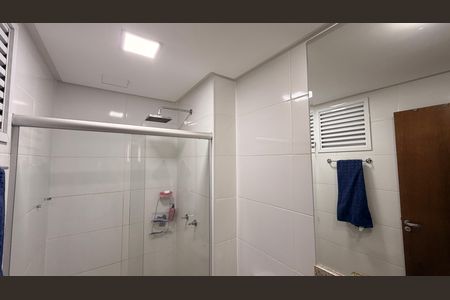 Apartamento à venda com 65m², 2 quartos e 1 vagaBanheiro Corredor