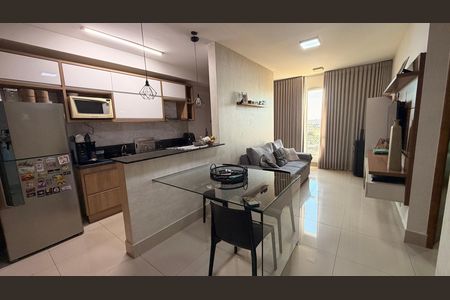 Apartamento à venda com 65m², 2 quartos e 1 vagaSala/Cozinha