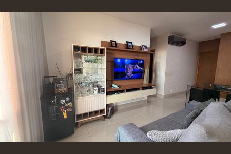 Apartamento à venda com 65m², 2 quartos e 1 vagaSala