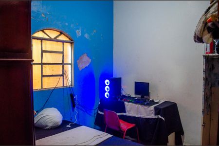 Quarto 2 de casa à venda com 3 quartos, 90m² em Jardim Dom Fernando Ii, Goiânia