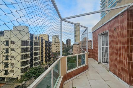 Apartamento para alugar com 165m², 3 quartos e 2 vagas