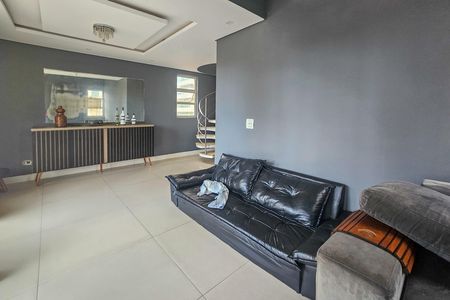 Apartamento para alugar com 3 quartos, 165m² em Balneario Guarujá, Guarujá