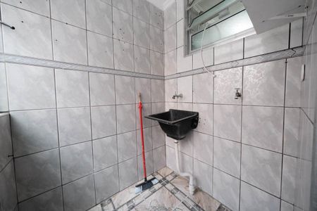 Cozinha e Área de Serviço de apartamento para alugar com 2 quartos, 45m² em Vila Silvia, São Paulo