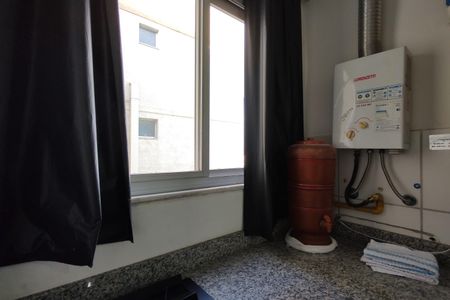 Apartamento para alugar com 55m², 2 quartos e 1 vaga Apartamento para alugar com 55m², 2 quartos e 1 vagaCozinha - Armários