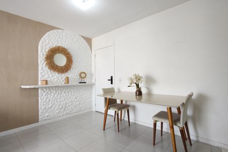 Apartamento para alugar com 55m², 2 quartos e 1 vaga Apartamento para alugar com 55m², 2 quartos e 1 vagaSala