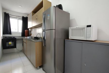 Apartamento para alugar com 55m², 2 quartos e 1 vaga Apartamento para alugar com 55m², 2 quartos e 1 vagaCozinha - Armários