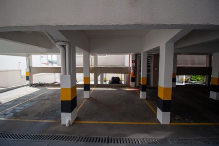 Garagem de apartamento para alugar com 2 quartos, 61m² em Jardim Sandra, Sorocaba