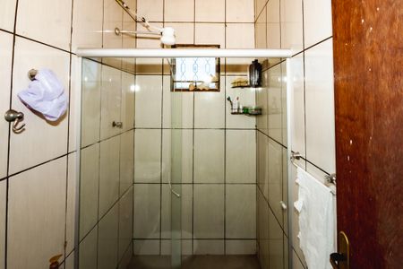 Banheiro Social de casa para alugar com 2 quartos, 45m² em Tupi, Belo Horizonte