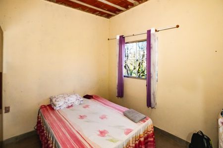 Quarto 1 de casa para alugar com 2 quartos, 45m² em Tupi, Belo Horizonte