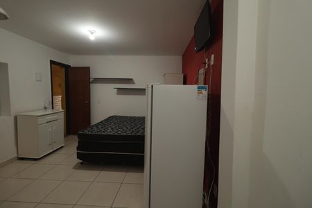Quarto de kitnet/studio para alugar com 1 quarto, 20m² em Bosque da Saúde, São Paulo