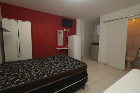 Quarto de kitnet/studio para alugar com 1 quarto, 20m² em Bosque da Saúde, São Paulo