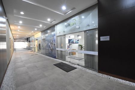 Fachada de kitnet/studio para alugar com 1 quarto, 26m² em Centro, Curitiba