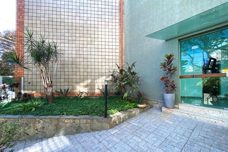 Apartamento para alugar com 120m², 3 quartos e 1 vaga
