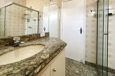 Apartamento para alugar com 3 quartos, 120m² em Sion, Belo Horizonte