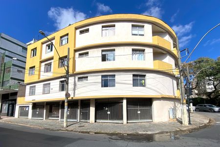 Apartamento para alugar com 120m², 3 quartos e 1 vaga