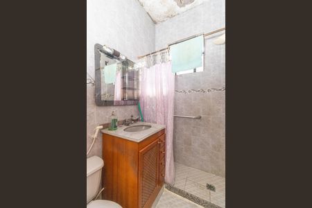 Banheiro de casa para alugar com 3 quartos, 75m² em Bangu, Rio de Janeiro