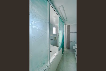 Apartamento à venda com 164m², 3 quartos e 4 vagasBanheiro da Suíte 1