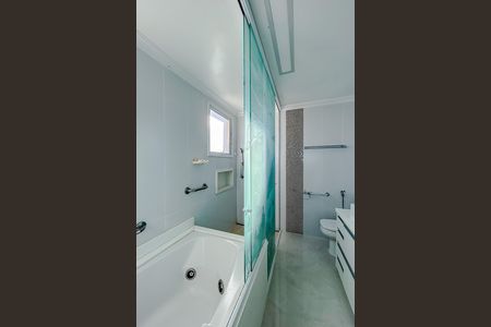 Apartamento à venda com 164m², 3 quartos e 4 vagasBanheiro da Suíte 1