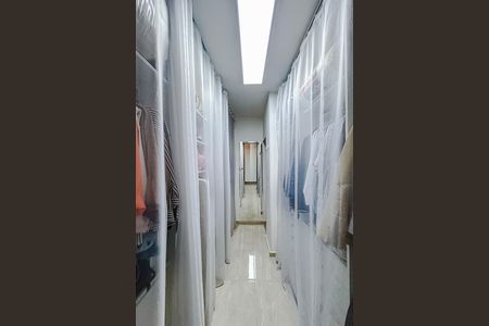 Apartamento à venda com 164m², 3 quartos e 4 vagasCloset da suíte 1