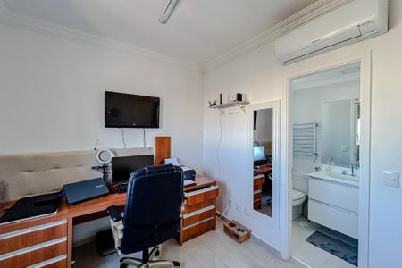 Apartamento à venda com 164m², 3 quartos e 4 vagasQuarto 3 - Suíte