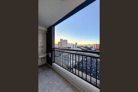 Apartamento para alugar com 45m², 2 quartos e sem vaga Apartamento para alugar com 45m², 2 quartos e sem vagaVaranda da Sala
