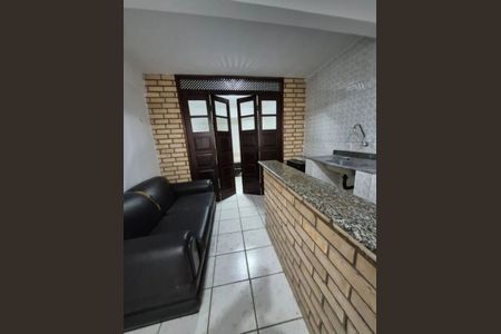 Casa para alugar com 1 quarto, 34m² em Jaguaribe, Salvador