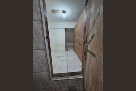 Entrada de casa para alugar com 1 quarto, 34m² em Jaguaribe, Salvador