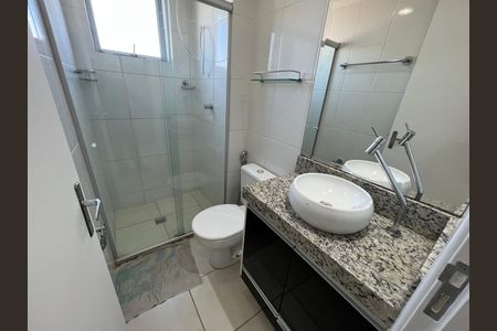 Apartamento para alugar com 58m², 2 quartos e 1 vaga Apartamento para alugar com 58m², 2 quartos e 1 vagaBanheiro