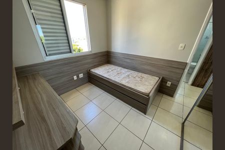 Quarto de apartamento para alugar com 2 quartos, 58m² em Santa Monica, Belo Horizonte