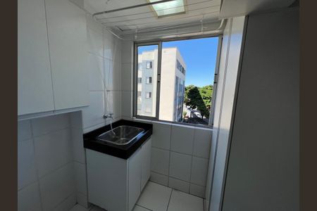 Área de serviço de apartamento para alugar com 2 quartos, 58m² em Santa Monica, Belo Horizonte