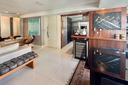 Sala de apartamento à venda com 2 quartos, 100m² em Sion, Belo Horizonte