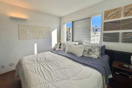 Apartamento à venda com 100m², 2 quartos e 3 vagas Apartamento à venda com 100m², 2 quartos e 3 vagasSuite