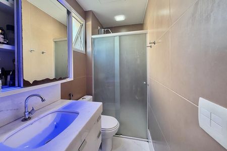 Apartamento à venda com 100m², 2 quartos e 3 vagas Apartamento à venda com 100m², 2 quartos e 3 vagasBanheiro