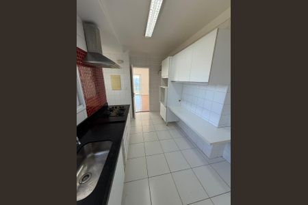 Cozinha de apartamento à venda com 3 quartos, 144m² em Alphaville, Santana de Parnaíba
