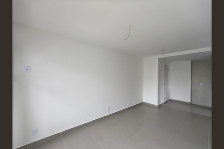 Apartamento à venda com 2 quartos, 59m² em Taquara, Rio de Janeiro