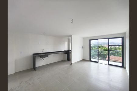Apartamento à venda com 2 quartos, 64m² em Taquara, Rio de Janeiro