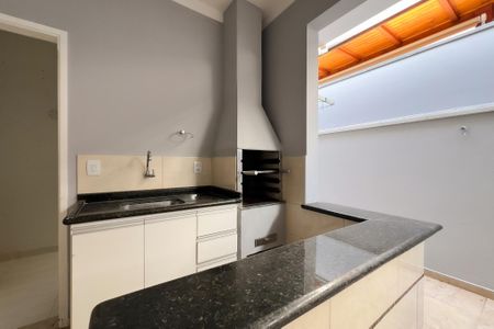 Casa de condomínio para alugar com 527m², 3 quartos e 2 vagasChurrasqueira