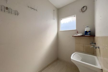 Área de Serviço de casa de condomínio para alugar com 3 quartos, 527m² em Vila Santana, Valinhos