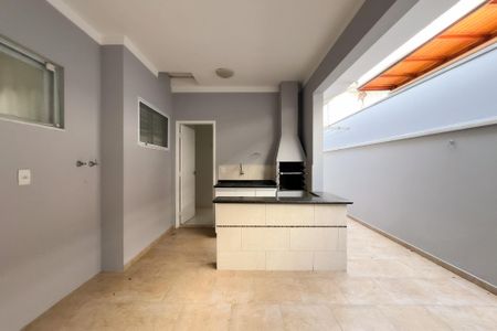 Casa de condomínio para alugar com 527m², 3 quartos e 2 vagasChurrasqueira