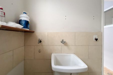 Casa de condomínio para alugar com 527m², 3 quartos e 2 vagasÁrea de Serviço