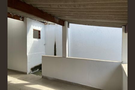 Casa à venda com 147m², 2 quartos e 1 vaga Casa à venda com 147m², 2 quartos e 1 vagaÁrea externa - Varanda