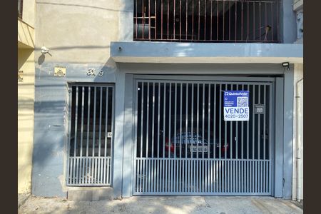 Fachada de casa à venda com 2 quartos, 147m² em Cidade das Flores, Osasco