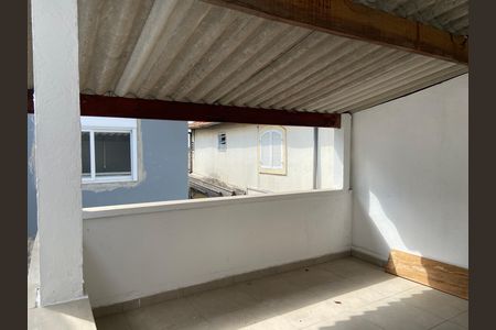 Casa à venda com 147m², 2 quartos e 1 vaga Casa à venda com 147m², 2 quartos e 1 vagaÁrea externa - Varanda
