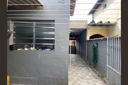 Área externa de casa à venda com 2 quartos, 147m² em Cidade das Flores, Osasco