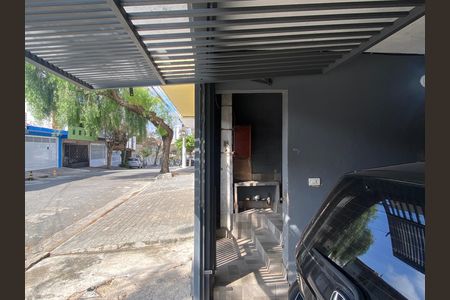 Garagem de casa à venda com 2 quartos, 147m² em Cidade das Flores, Osasco
