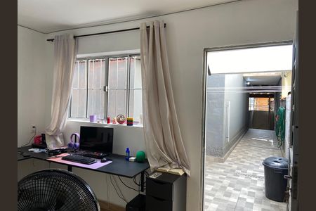 Casa à venda com 147m², 2 quartos e 1 vaga Casa à venda com 147m², 2 quartos e 1 vagaSala 2