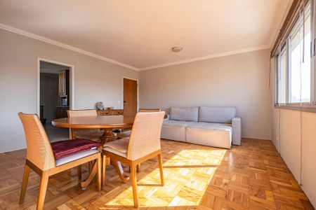 Apartamento para alugar com 114m², 4 quartos e sem vaga Apartamento para alugar com 114m², 4 quartos e sem vagaSala