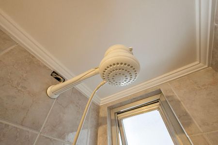 Apartamento para alugar com 114m², 4 quartos e sem vaga Apartamento para alugar com 114m², 4 quartos e sem vagaBanheiro