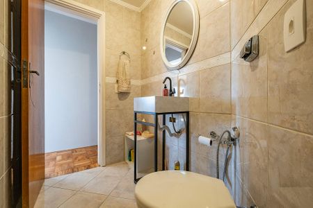 Apartamento para alugar com 114m², 4 quartos e sem vaga Apartamento para alugar com 114m², 4 quartos e sem vagaBanheiro