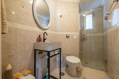 Apartamento para alugar com 114m², 4 quartos e sem vaga Apartamento para alugar com 114m², 4 quartos e sem vagaBanheiro